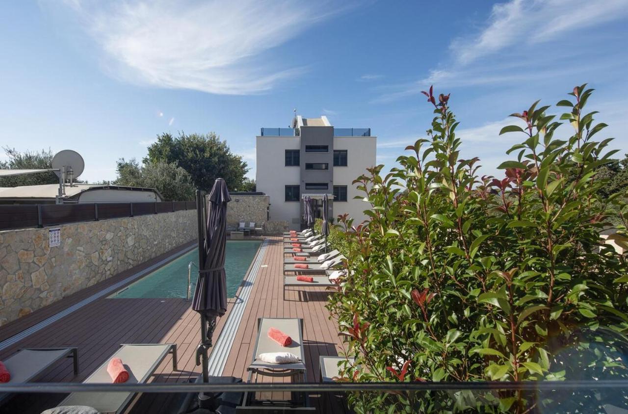 Family Friendly Apartments With A Swimming Pool Sveti Filip I Jakov, Biograd - 19325 Exterior foto